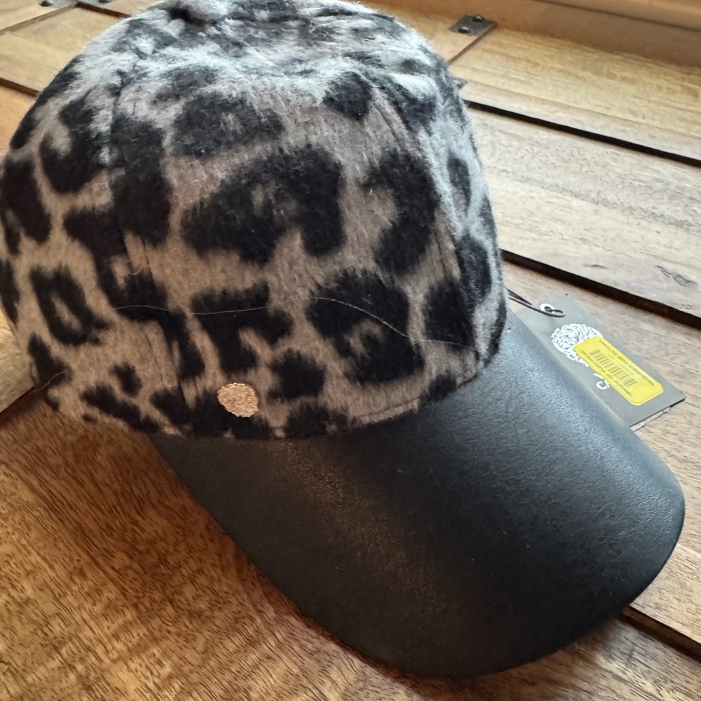 Vince Camuto baseball cap in black and grey animal print - NWT
